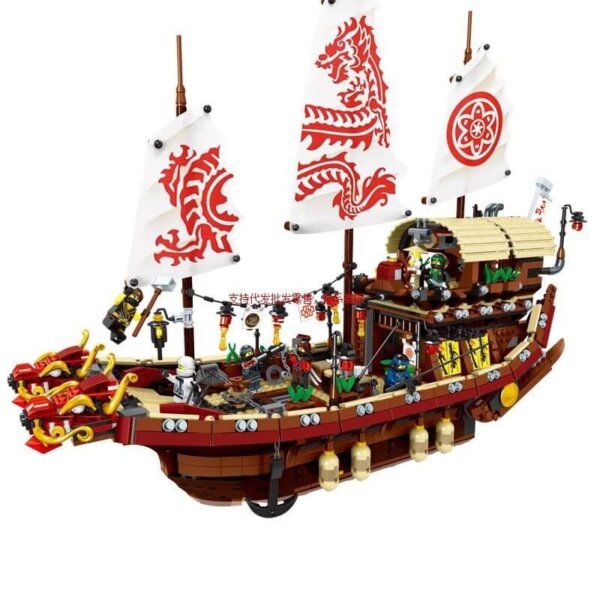 Compatible with LEGO Ninjago Destiny's Bounty dragon ship building blocks.